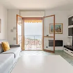 Apartamento Thekeystudio, La Casa Del Mare Azzurro With Seaview *