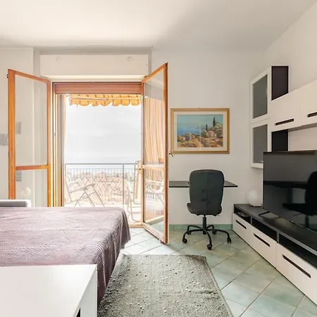 Thekeystudio, La Casa Del Mare Azzurro With Seaview Апартаменты Вентимилья