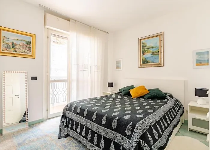 Thekeystudio, La Casa Del Mare Azzurro With Seaview * Ventimiglia